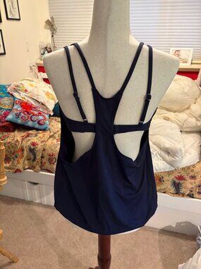 Athleta Blouson Tankini Top Size 36 D/DD